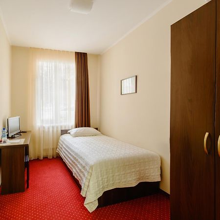 Hotel 12 Harkiv Cameră foto