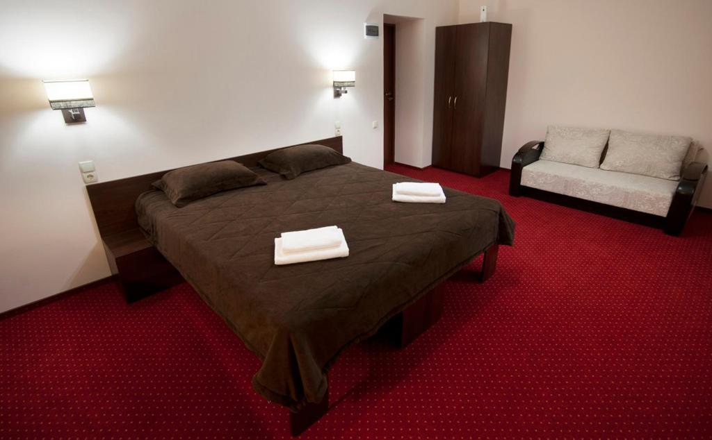 Hotel 12 Harkiv Cameră foto