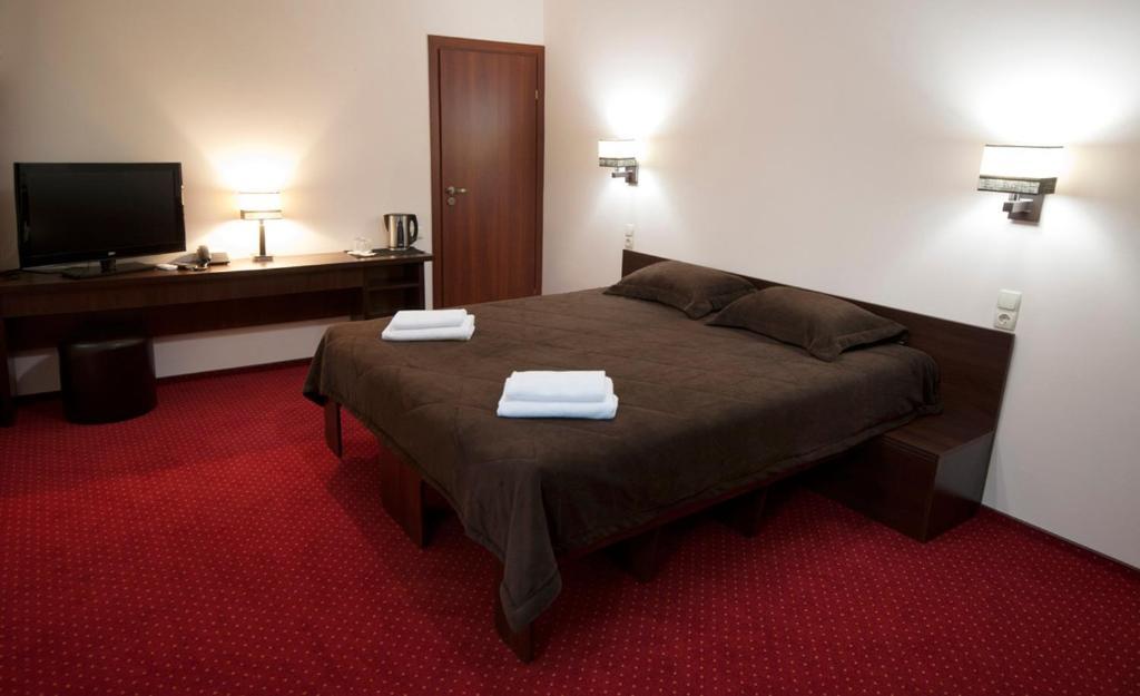 Hotel 12 Harkiv Cameră foto